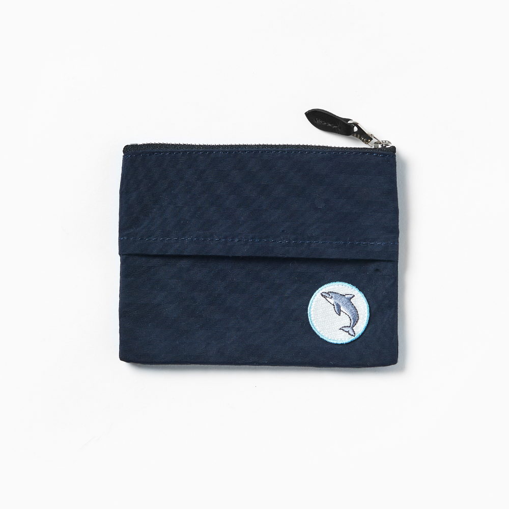 Dark Navy　バンドウイルカ