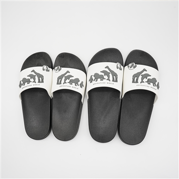 シャワーサンダル